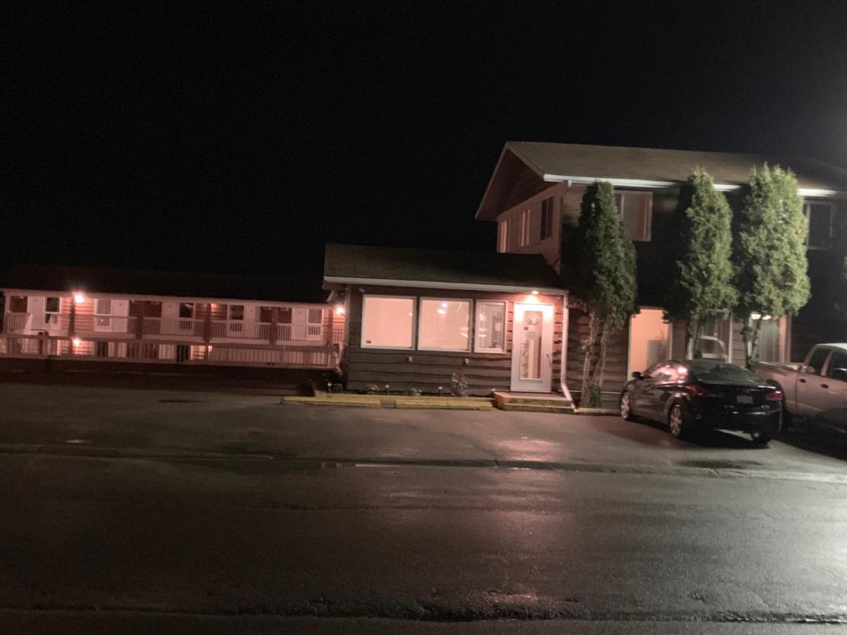 Airways Motel Cold Lake Экстерьер фото